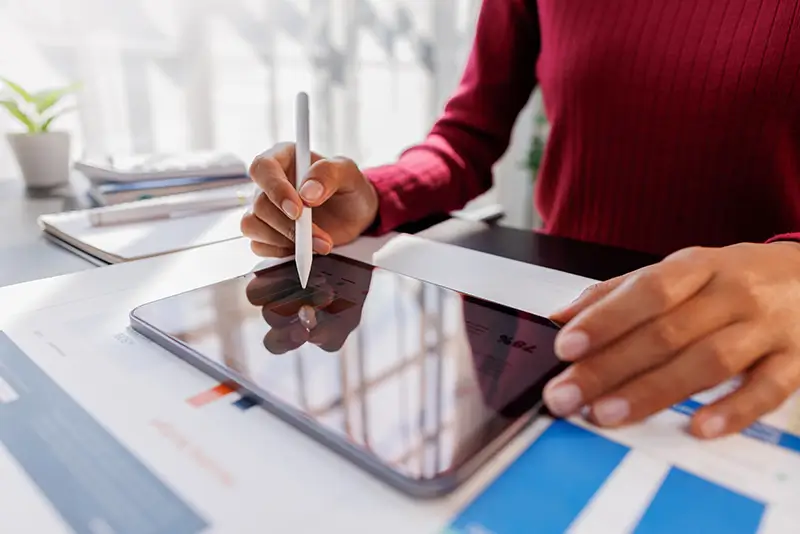 Advantages of Going Paperless With e-Signature Technology