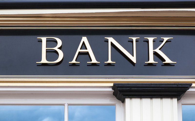 How to Drive Innovation and Efficiency in the Banking Sector with the Right Use of Data